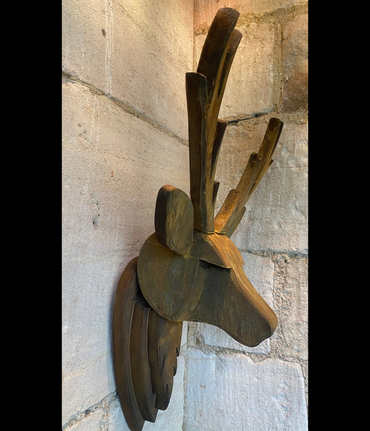 Wooden Stag Head - (rusty brown finish)